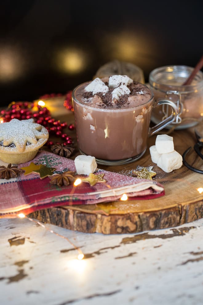 Gingerbread Hot Chocolate - How to make your own vegan chocolate mix for a gloriously rich, festive and warming drink | thecookandhim.com