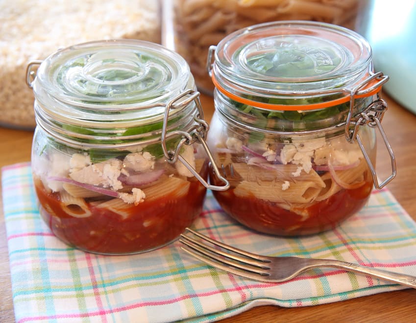 Pasta Salad Jars with Marinara Sauce - Vegetarian | thecookandhim.com