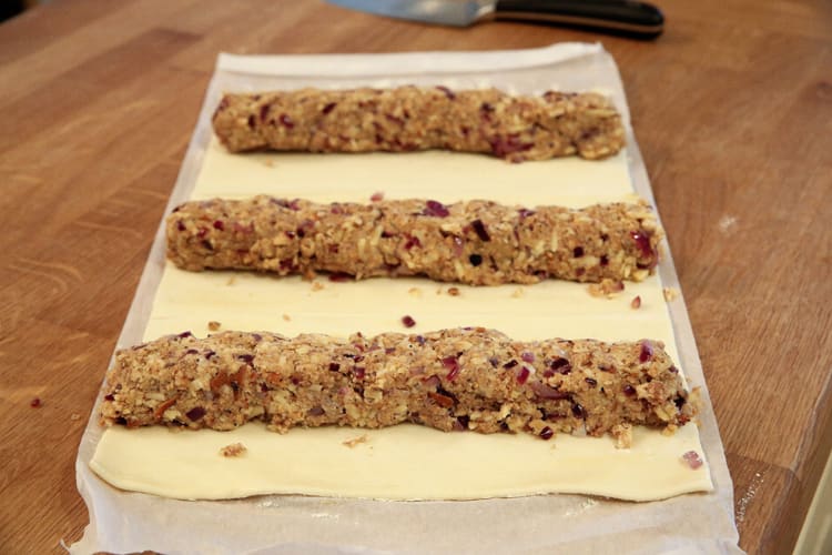 Meat free sausage rolls filling and rolling | thecookandhim.com