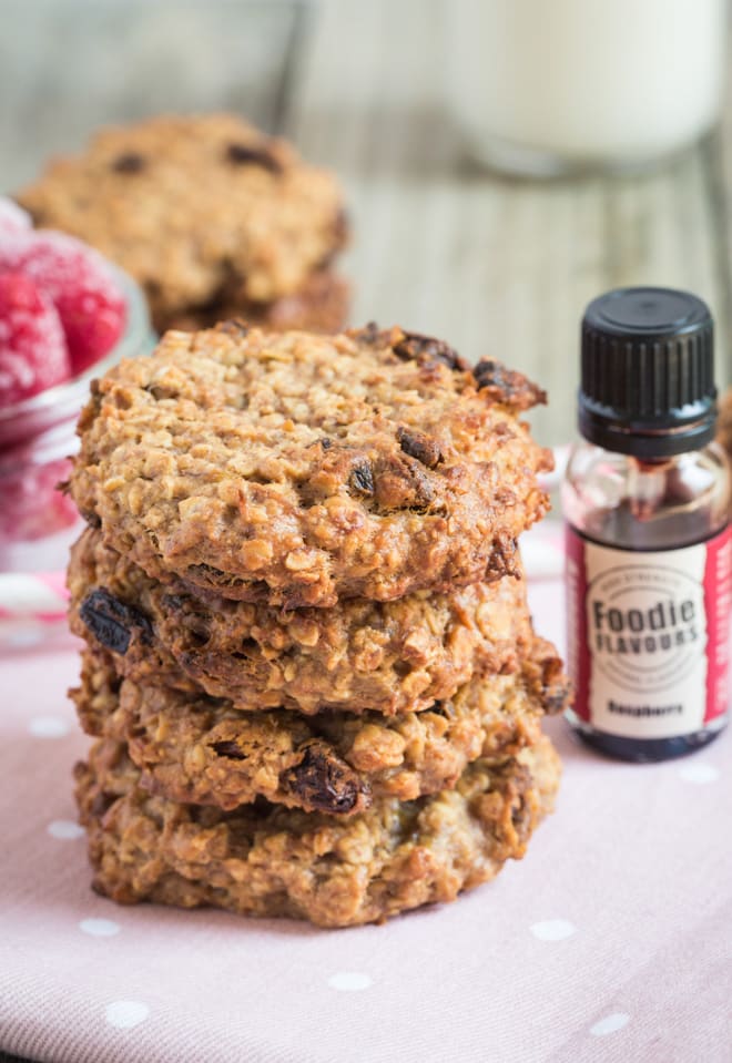 Oaty Raspberry Cookies - soft, chewy cookies naturally sweetened with fruit and loaded with nut butter and goji berries! #vegan #glutenfree | Recipe at thecookandhim.com