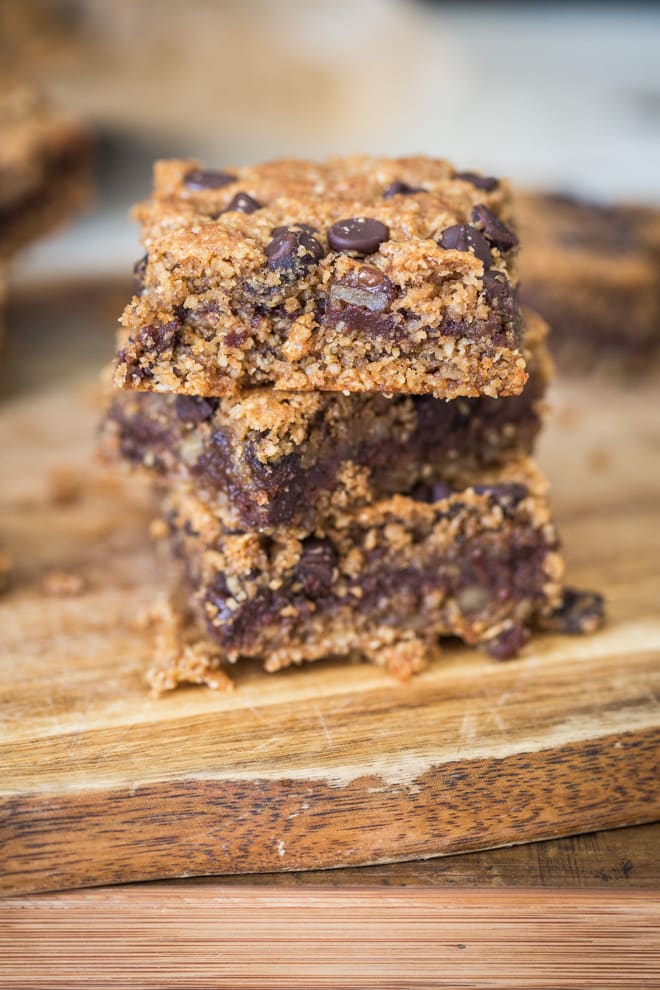 Vegan Blondies with Dark Chocolate Filling