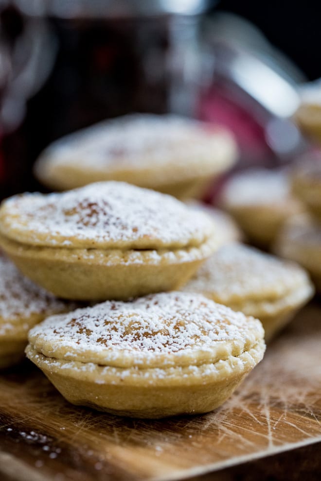 Vegan Mince Pies - rich pastry and homemade sticky mincemeat full of festive fruits and spices! #veganmincemeat #veganmincepies #veganchristmas | Recipe on thecookandhim.com