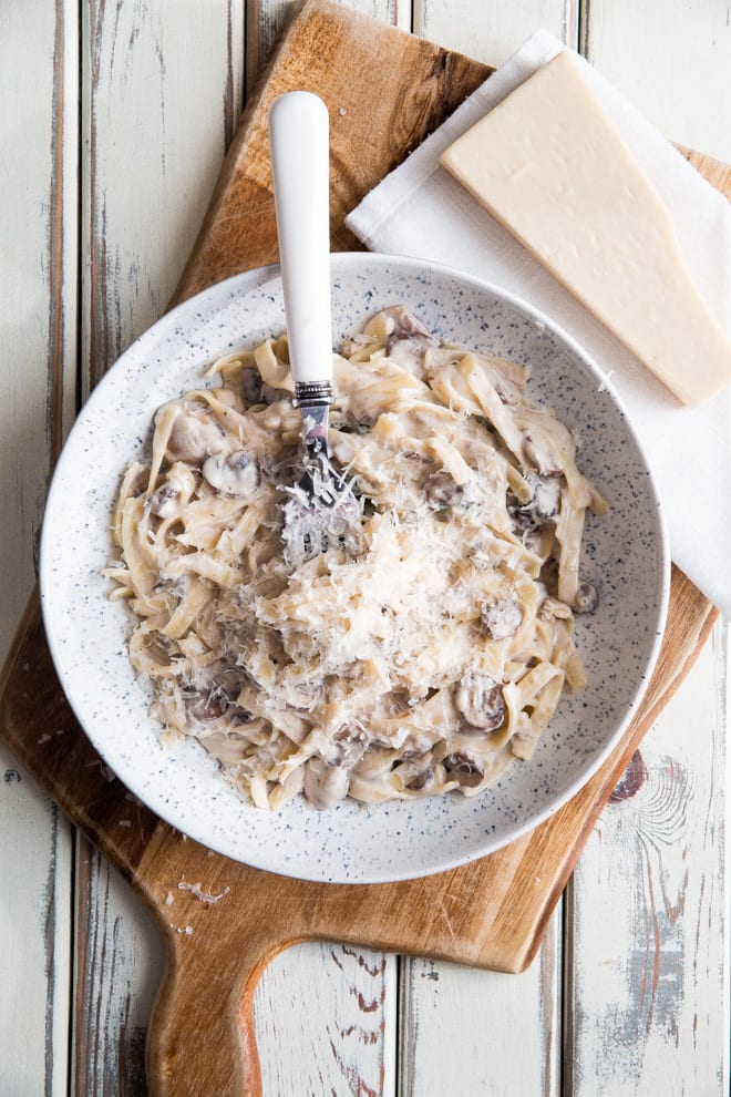 Mushroom Sauce - this rich, creamy vegan sauce is so simple to put together and so versatile! Spoon it over your favourite pie or stir through pasta for a quick and deliciously nutritious meal #veganrecipes #easyveganrecipes #meatfree | Recipe on thecookandhim.com