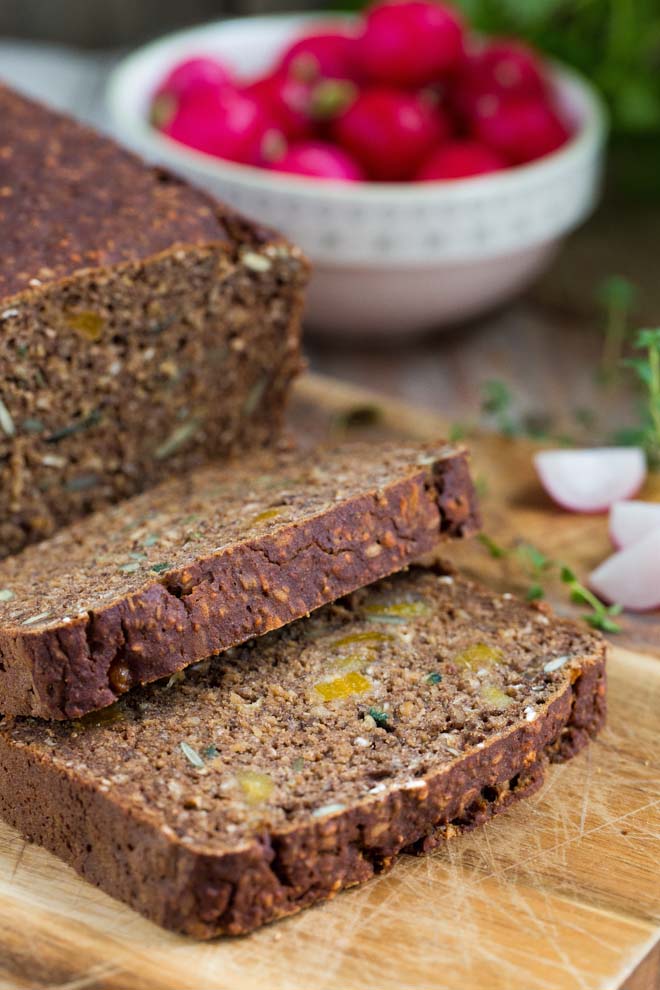 Full of seeds, fruit and buckwheat flour this Gluten Free Bread is so easy to make but doesn't compromise on flavour! #glutenfree #glutenfreebaking #glutenfreebread #glutenfreevegan | Recipe on thecookandhim.com