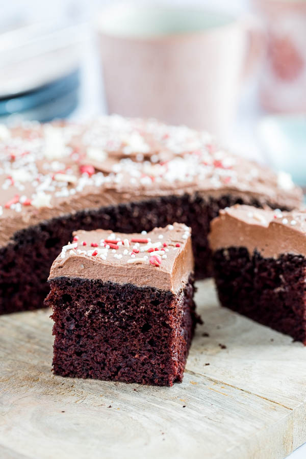 Easy Vegan Chocolate Cake