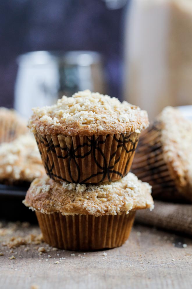 Soft, juicy apples give so much flavour to these caramel apple muffins! Top with cinnamon streusel for the perfect afternoon treat! #veganmuffins #caramel #applemuffins #streusel #muffinrecipe #veganmuffinrecipe #caramelapple | Recipe on thecookandhim.com