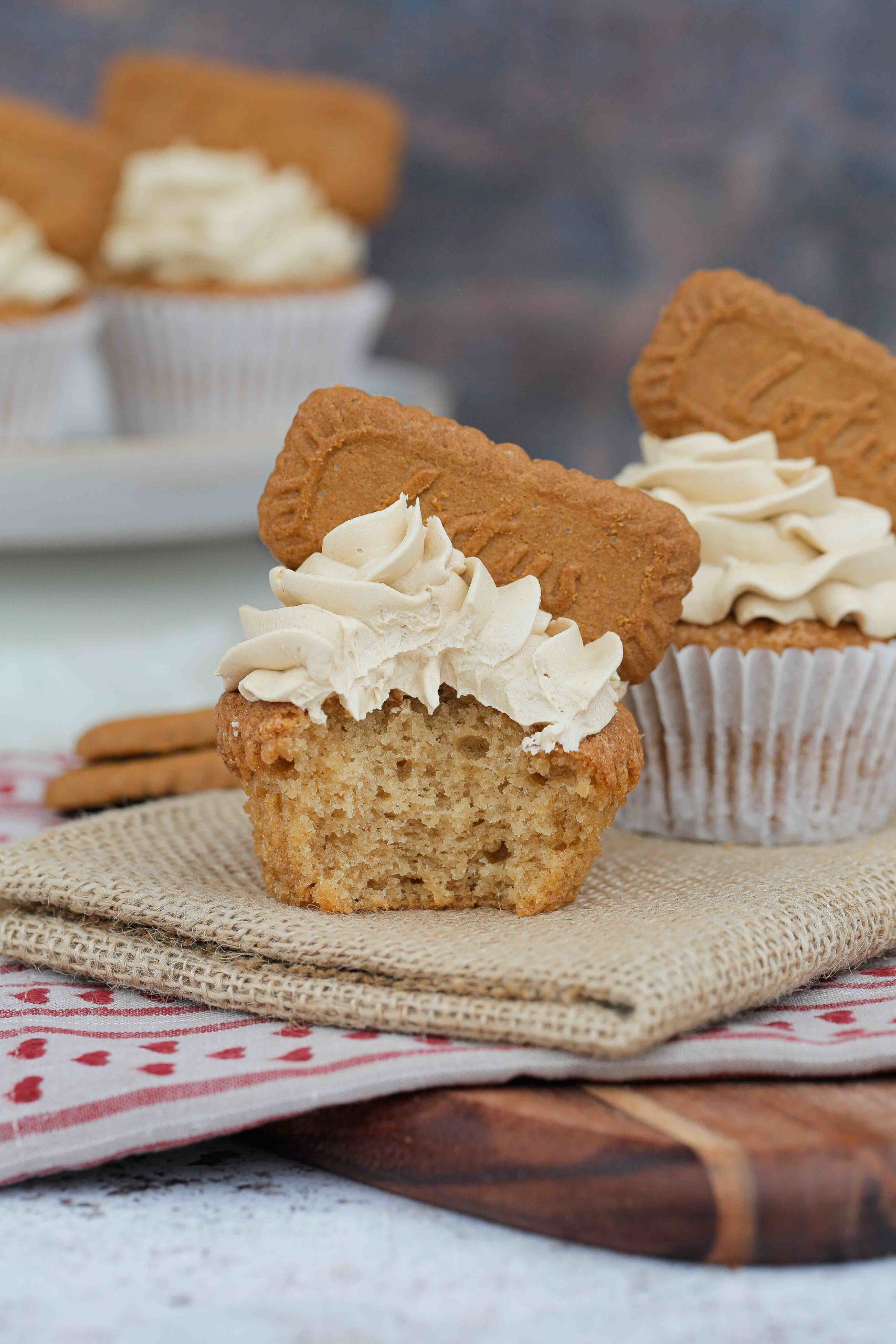These vegan Biscoff Cupcakes with Biscoff Buttercream Frosting are a spiced cookie butter lover’s dream! Soft and fluffy golden sugar cupcakes topped with whipped buttercream - the perfect afternoon treat! Recipe on thecookandhim.com | #biscoffcupcakes #vegancupcakes #buttercreamfrosting #veganbuttercream #biscoffspread #lotusbiscoff #biscoff